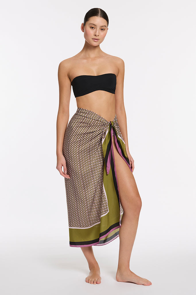 Infinity Sarong in new Kelp colorway. Long Sarong that can be worn in different ways. Stylish and timeless. 